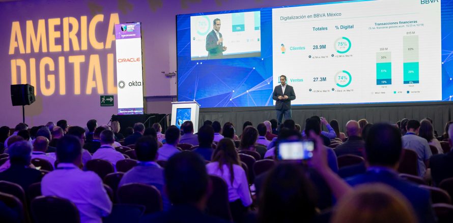 En esta excepcional Conferencia, Sergio Torres Lebrija, el brillante estratega detrás de la transformación digital y la innovación en BBVA México, nos llevará a un emocionante viaje hacia el futuro de la banca.